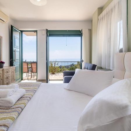 Sapphire Blue Villa Kalamítsi Esterno foto