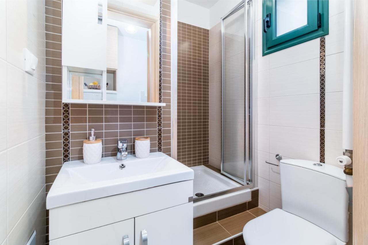 Sapphire Blue Villa Kalamítsi Esterno foto